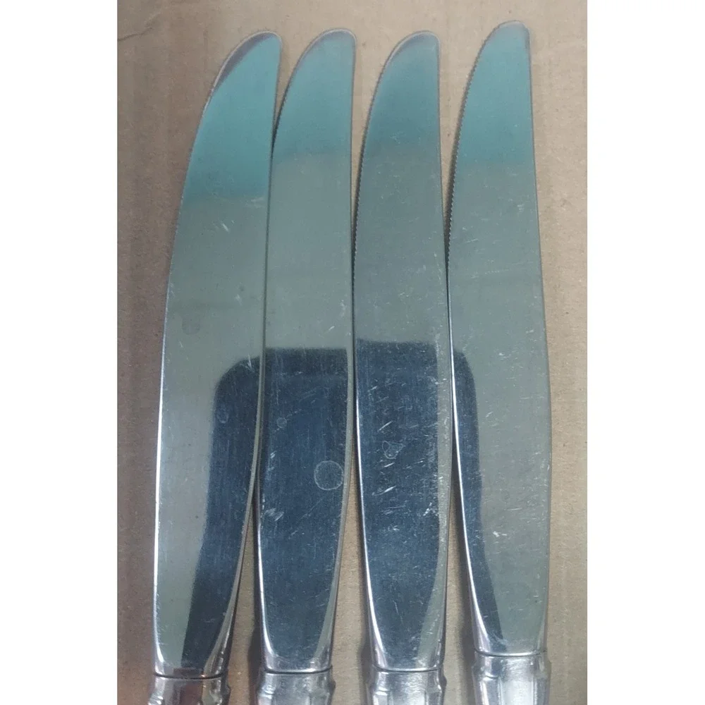 Onieda Satin Shasta USA‎ 4 Stainless Steel Dinner Knives Flatware